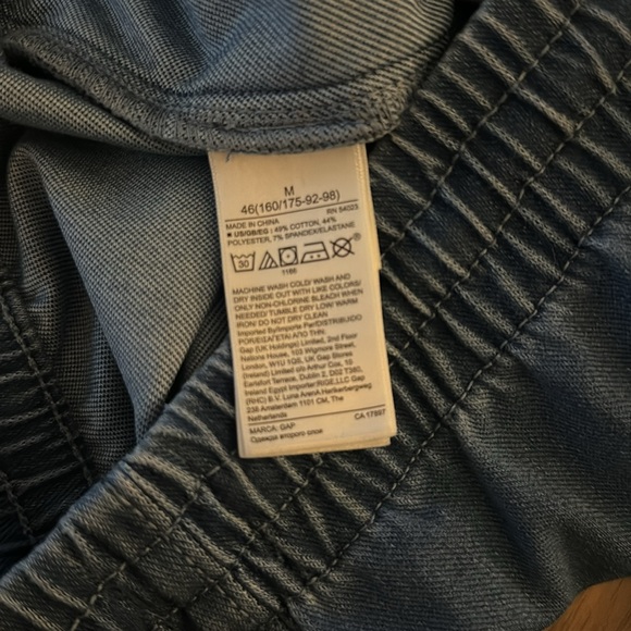 Gap Denim Joggers- size M - Picture 6 of 7